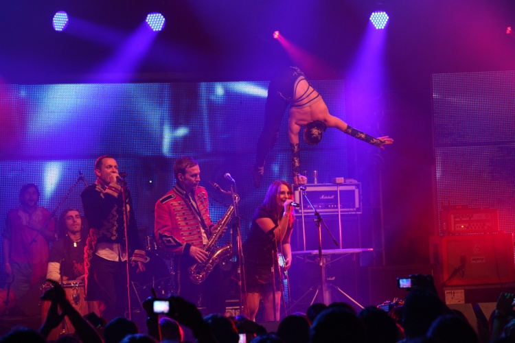 2010 - UDG - CIRKUS CIRKUS - 16.11.