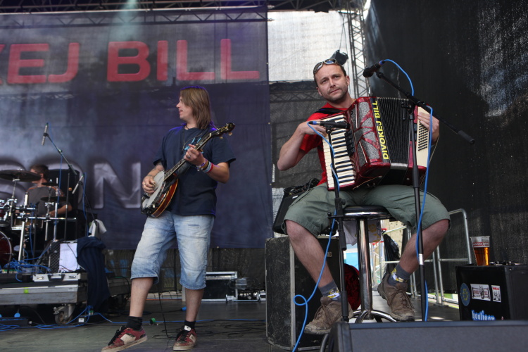 2011 - ČESKÉ HRADY - Švihov 23.7.2011