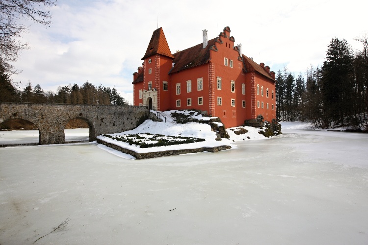 Červená Lhota