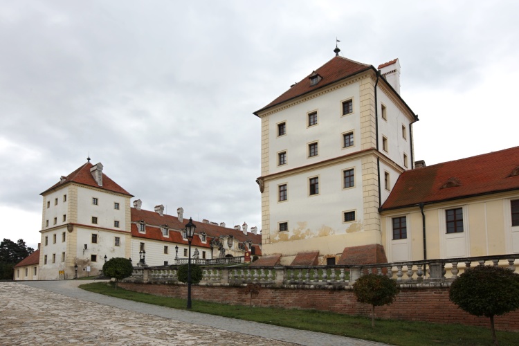 Valtice - město a  zámek